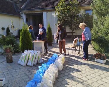 Додела пакета у ЦСР Бачка Паланка